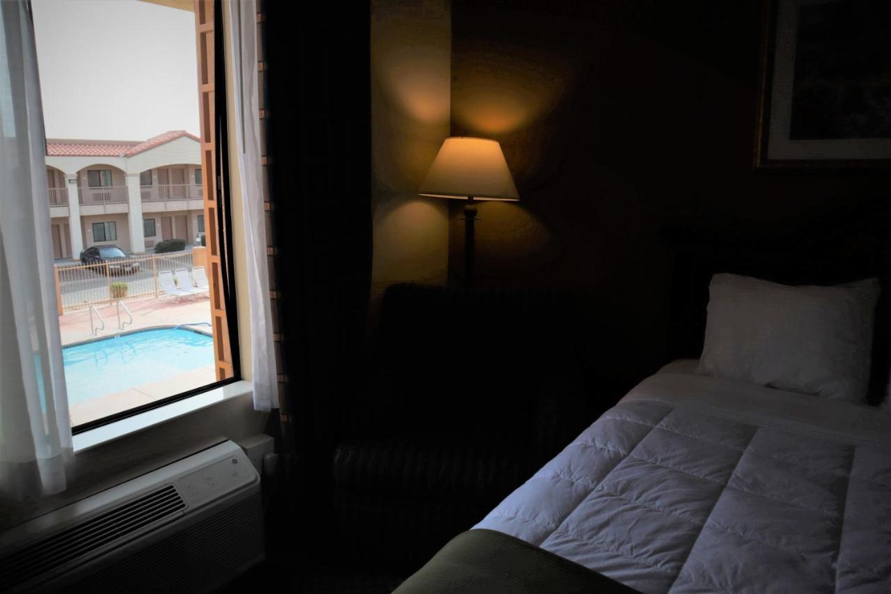 Oasis Inn And Suites 29 Palms Hotel Joshua Tree National Park Twentynine Palms Εξωτερικό φωτογραφία