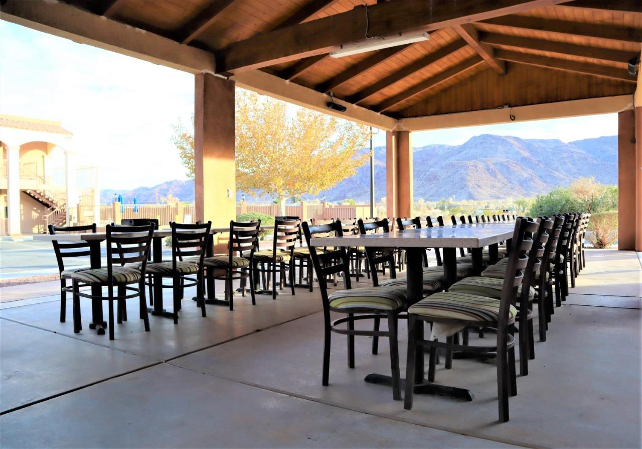Oasis Inn And Suites 29 Palms Hotel Joshua Tree National Park Twentynine Palms Εξωτερικό φωτογραφία